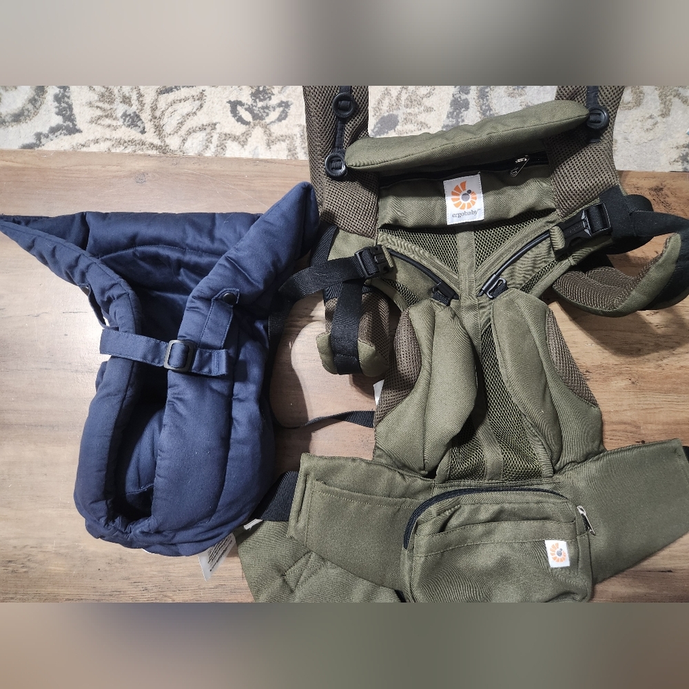 Ergobaby 360 Mesh Carrier With Newborn Insert